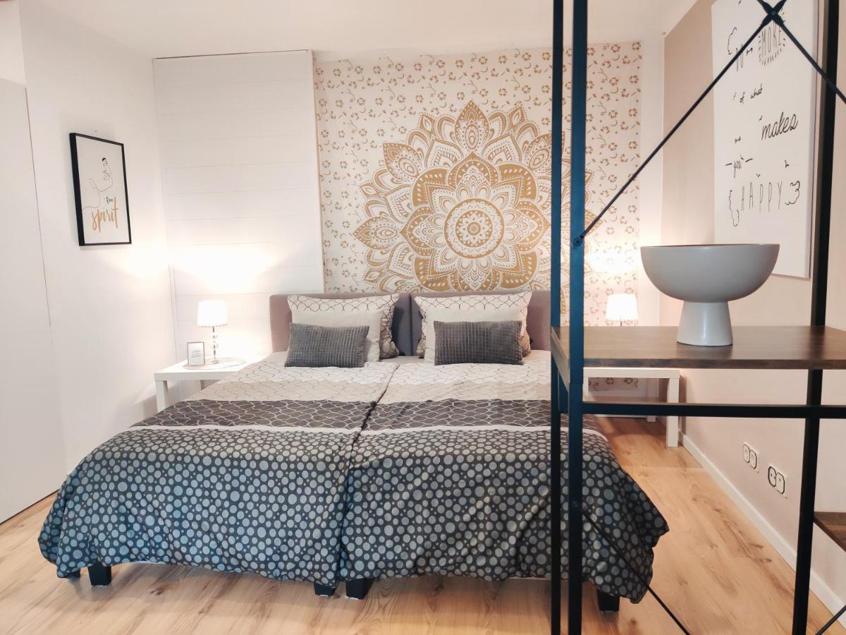 Apartment For Family & Friends Eisingen 外观 照片